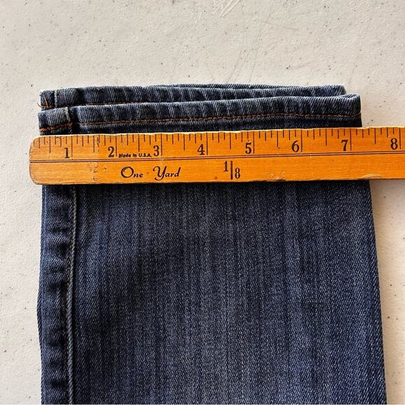 Guess Blue Ankle‎ Cropped Jeans with Faded Wash - Picture 10 of 11